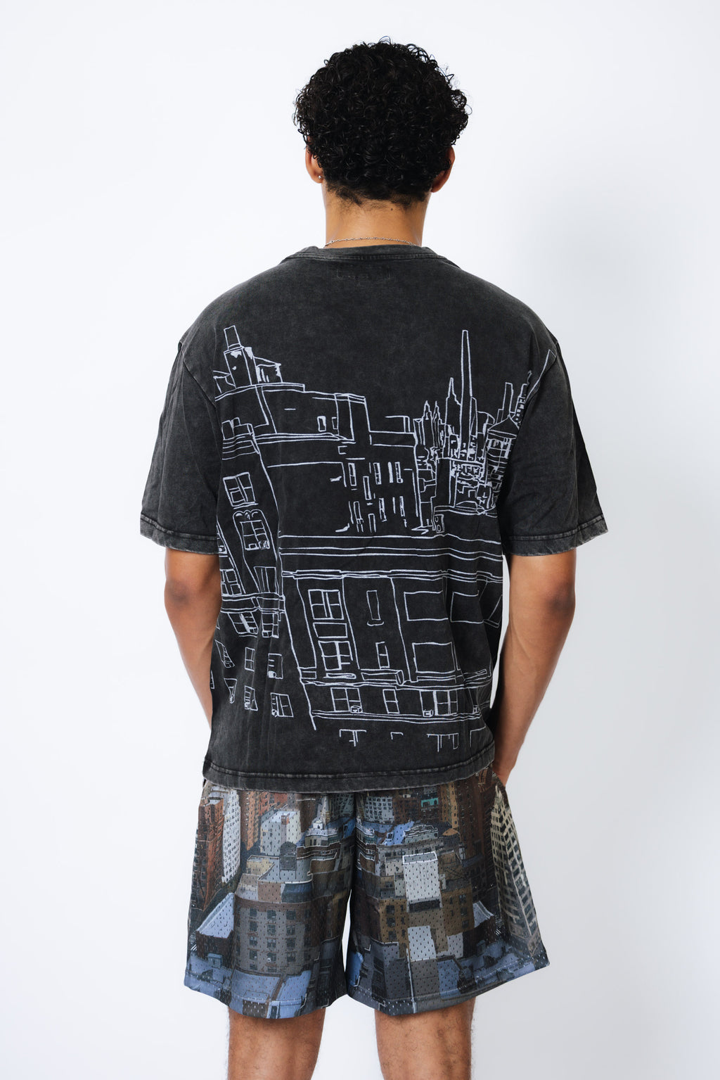 SKYLINE T-SHIRT